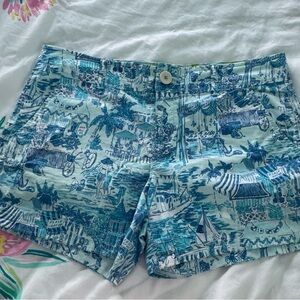 Lilly Pulitzer Blue and White Patterned Women Shorts